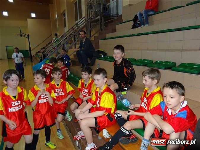 Zdjęcie w galerii na portalu naszraciborz.pl: Nędza najlepsza w turnieju klas I-III wiadomości z regionu