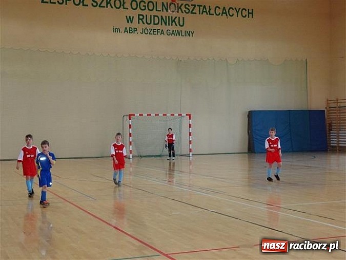 Zdjęcie w galerii na portalu naszraciborz.pl: Nędza najlepsza w turnieju klas I-III wiadomości z regionu