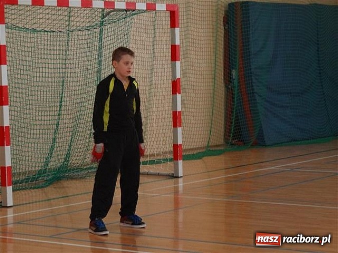 Zdjęcie w galerii na portalu naszraciborz.pl: Nędza najlepsza w turnieju klas I-III wiadomości z regionu