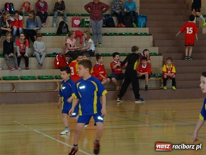 Zdjęcie w galerii na portalu naszraciborz.pl: Nędza najlepsza w turnieju klas I-III wiadomości z regionu