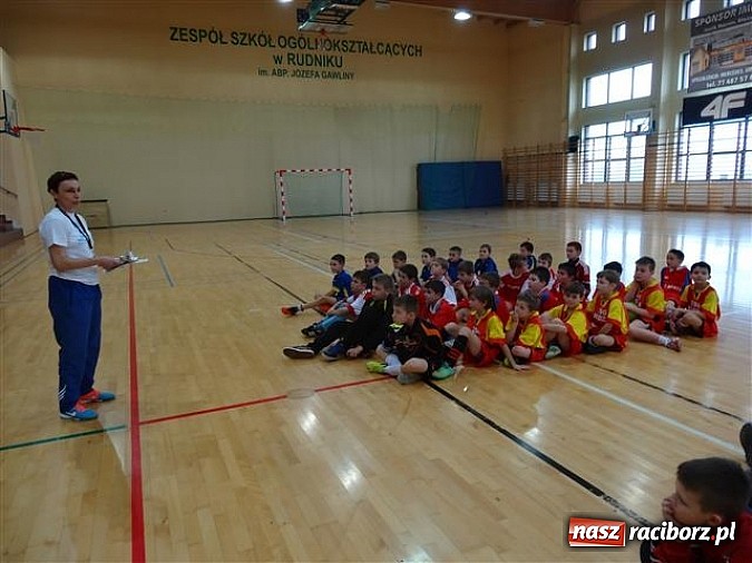 Zdjęcie w galerii na portalu naszraciborz.pl: Nędza najlepsza w turnieju klas I-III wiadomości z regionu
