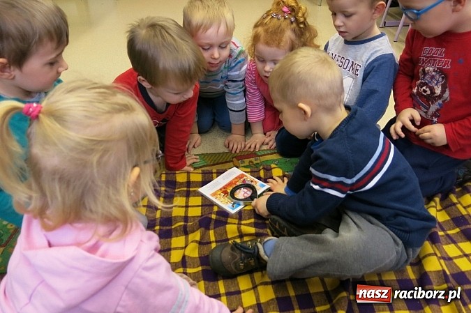 Zdjęcie w galerii na portalu naszraciborz.pl: Szkiełko i oko wiadomości z regionu