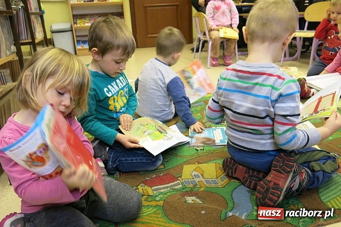 Zdjęcie w galerii na portalu naszraciborz.pl: Szkiełko i oko wiadomości z regionu