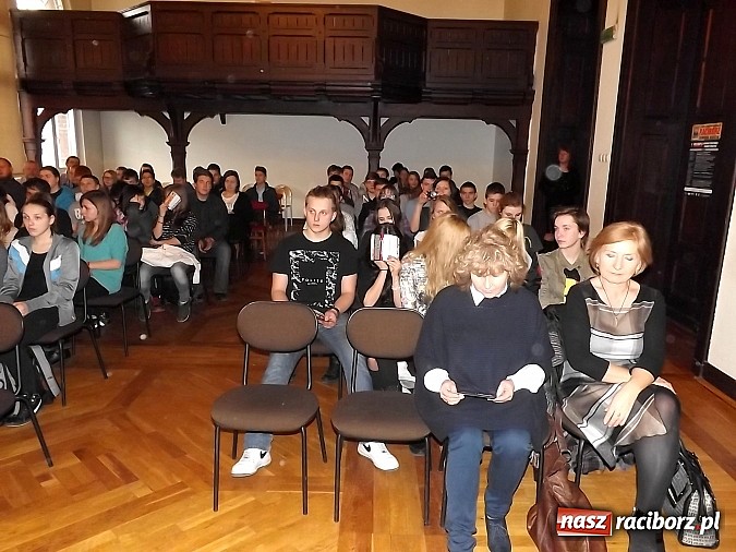 Zdjęcie w galerii na portalu naszraciborz.pl: Konkurs wiedzy - Żołnierze Niezłomni Wyklęci wiadomości z regionu