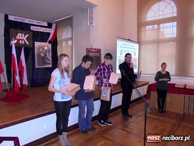 Zdjęcie w galerii na portalu naszraciborz.pl: Konkurs wiedzy - Żołnierze Niezłomni Wyklęci wiadomości z regionu