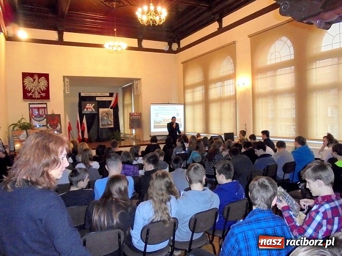 Zdjęcie w galerii na portalu naszraciborz.pl: Konkurs wiedzy - Żołnierze Niezłomni Wyklęci wiadomości z regionu