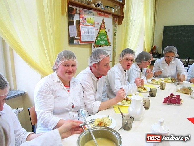 Zdjęcie w galerii na portalu naszraciborz.pl: Wszechstronny rozwój i sukces misją Zespołu Szkół Specjalnych w Raciborzu wiadomości z regionu