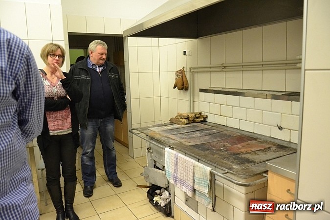 Zdjęcie w galerii na portalu naszraciborz.pl: Sprawa przedszkola w Rudach. Logopeda? Przyjmuje w korytarzu wiadomości z regionu