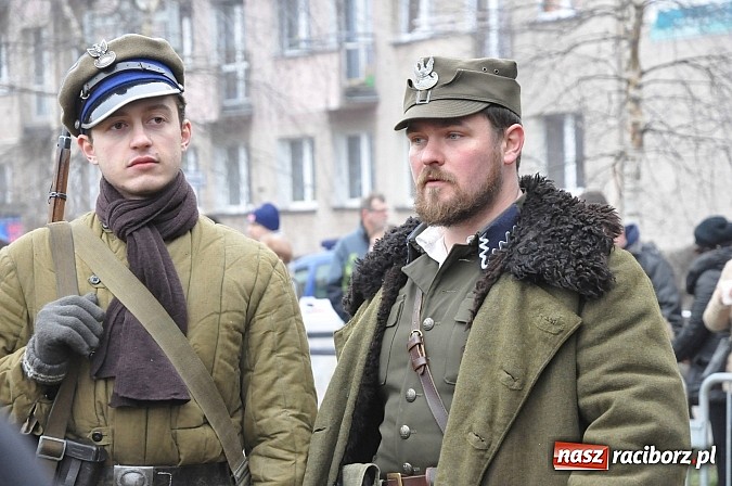 Zdjęcie w galerii na portalu naszraciborz.pl: Odbicie polskich patriotów z rąk bezpieki - raciborska inscenizacja z okazji Narodowego Dnia Pamięci Żołnierzy Wyklętych wiadomości z regionu