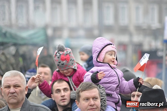 Zdjęcie w galerii na portalu naszraciborz.pl: Odbicie polskich patriotów z rąk bezpieki - raciborska inscenizacja z okazji Narodowego Dnia Pamięci Żołnierzy Wyklętych wiadomości z regionu