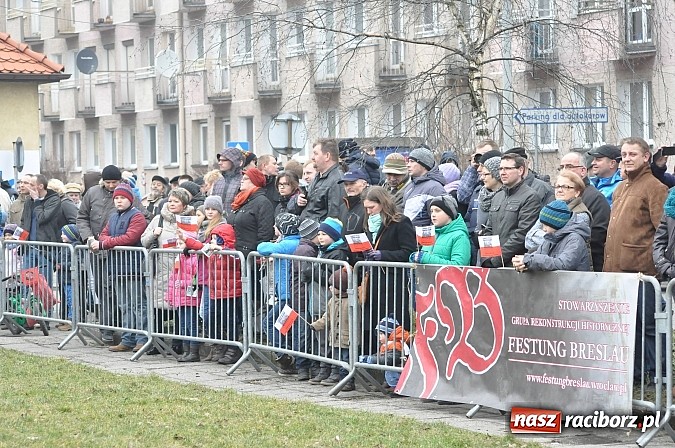 Zdjęcie w galerii na portalu naszraciborz.pl: Odbicie polskich patriotów z rąk bezpieki - raciborska inscenizacja z okazji Narodowego Dnia Pamięci Żołnierzy Wyklętych wiadomości z regionu
