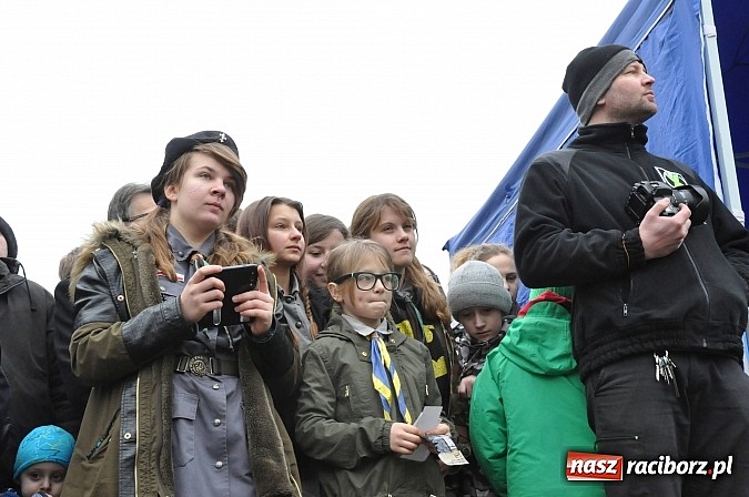 Zdjęcie w galerii na portalu naszraciborz.pl: Odbicie polskich patriotów z rąk bezpieki - raciborska inscenizacja z okazji Narodowego Dnia Pamięci Żołnierzy Wyklętych wiadomości z regionu