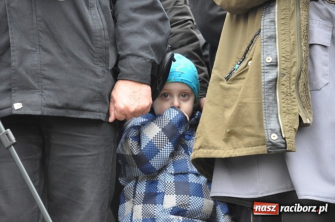 Zdjęcie w galerii na portalu naszraciborz.pl: Odbicie polskich patriotów z rąk bezpieki - raciborska inscenizacja z okazji Narodowego Dnia Pamięci Żołnierzy Wyklętych wiadomości z regionu