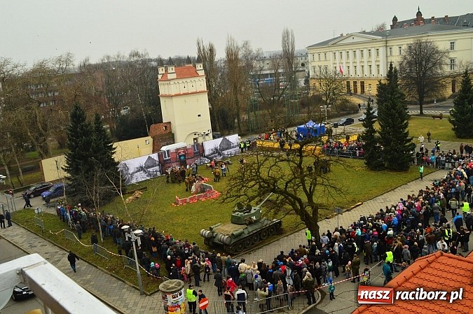 Zdjęcie w galerii na portalu naszraciborz.pl: Odbicie polskich patriotów z rąk bezpieki - raciborska inscenizacja z okazji Narodowego Dnia Pamięci Żołnierzy Wyklętych wiadomości z regionu