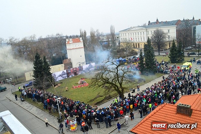 Zdjęcie w galerii na portalu naszraciborz.pl: Odbicie polskich patriotów z rąk bezpieki - raciborska inscenizacja z okazji Narodowego Dnia Pamięci Żołnierzy Wyklętych wiadomości z regionu