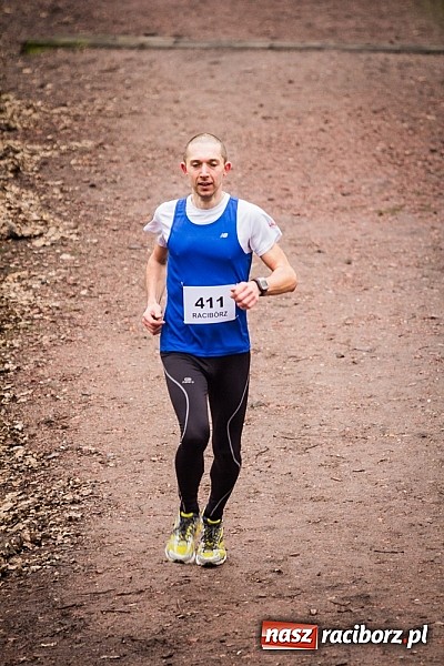 Zdjęcie w galerii na portalu naszraciborz.pl: Ponad dwustu uczestników wystartowało w IV Biegu Twardziela w lesie Obora wiadomości z regionu