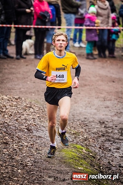 Zdjęcie w galerii na portalu naszraciborz.pl: Ponad dwustu uczestników wystartowało w IV Biegu Twardziela w lesie Obora wiadomości z regionu