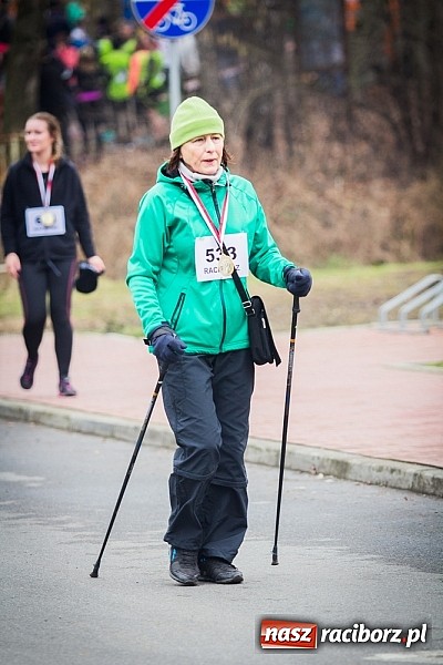 Zdjęcie w galerii na portalu naszraciborz.pl: Ponad dwustu uczestników wystartowało w IV Biegu Twardziela w lesie Obora wiadomości z regionu