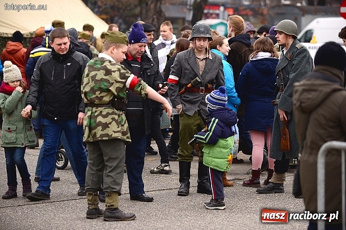 Zdjęcie w galerii na portalu naszraciborz.pl: Odbicie więźnia z rąk UB - fotoreportaż z inscenizacji z okazji Dnia Żołnierzy Wyklętych wiadomości z regionu