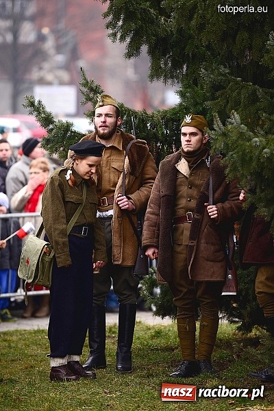 Zdjęcie w galerii na portalu naszraciborz.pl: Odbicie więźnia z rąk UB - fotoreportaż z inscenizacji z okazji Dnia Żołnierzy Wyklętych wiadomości z regionu