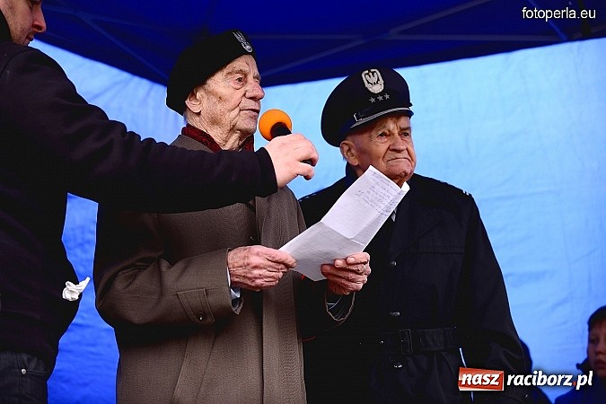 Zdjęcie w galerii na portalu naszraciborz.pl: Odbicie więźnia z rąk UB - fotoreportaż z inscenizacji z okazji Dnia Żołnierzy Wyklętych wiadomości z regionu