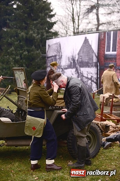 Zdjęcie w galerii na portalu naszraciborz.pl: Odbicie więźnia z rąk UB - fotoreportaż z inscenizacji z okazji Dnia Żołnierzy Wyklętych wiadomości z regionu