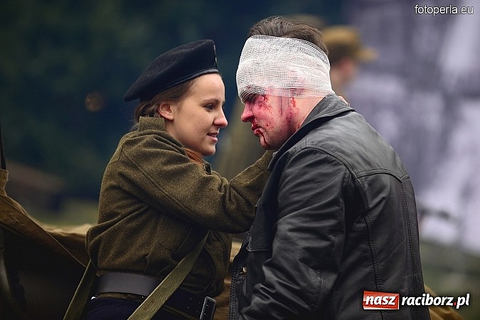 Zdjęcie w galerii na portalu naszraciborz.pl: Odbicie więźnia z rąk UB - fotoreportaż z inscenizacji z okazji Dnia Żołnierzy Wyklętych wiadomości z regionu