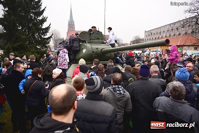 Zdjęcie w galerii na portalu naszraciborz.pl: Odbicie więźnia z rąk UB - fotoreportaż z inscenizacji z okazji Dnia Żołnierzy Wyklętych wiadomości z regionu