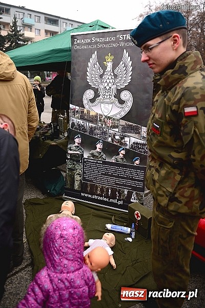 Zdjęcie w galerii na portalu naszraciborz.pl: Odbicie więźnia z rąk UB - fotoreportaż z inscenizacji z okazji Dnia Żołnierzy Wyklętych wiadomości z regionu