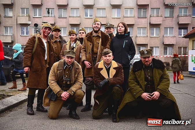 Zdjęcie w galerii na portalu naszraciborz.pl: Odbicie więźnia z rąk UB - fotoreportaż z inscenizacji z okazji Dnia Żołnierzy Wyklętych wiadomości z regionu