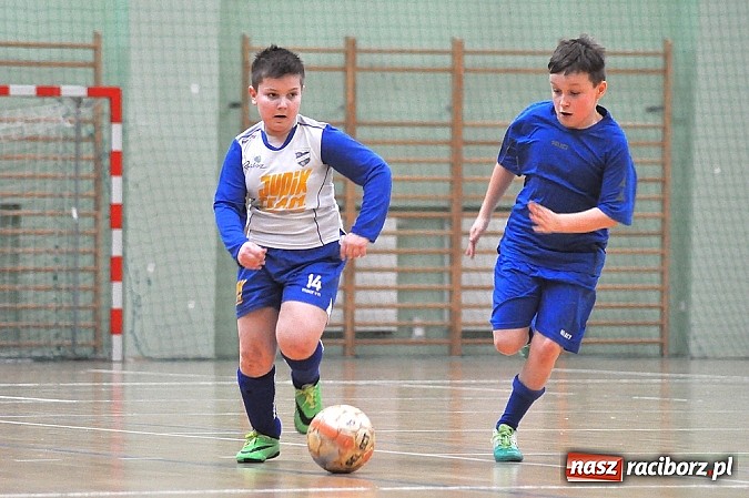 Zdjęcie w galerii na portalu naszraciborz.pl: Najlepsze orliki grają w Unii Racibórz II wiadomości z regionu