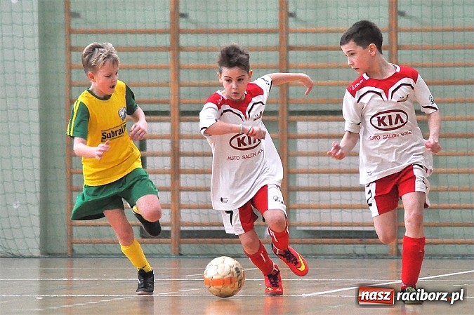 Zdjęcie w galerii na portalu naszraciborz.pl: Najlepsze orliki grają w Unii Racibórz II wiadomości z regionu