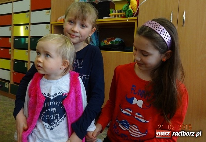 Zdjęcie w galerii na portalu naszraciborz.pl: Fiku-miku z RCK odwiedza przedszkola  wiadomości z regionu