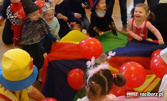 Zdjęcie w galerii na portalu naszraciborz.pl: Fiku-miku z RCK odwiedza przedszkola  wiadomości z regionu