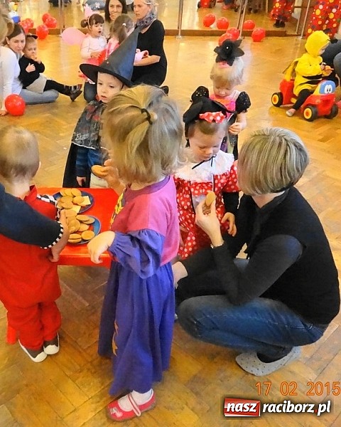Zdjęcie w galerii na portalu naszraciborz.pl: Fiku-miku z RCK odwiedza przedszkola  wiadomości z regionu