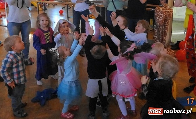 Zdjęcie w galerii na portalu naszraciborz.pl: Fiku-miku z RCK odwiedza przedszkola  wiadomości z regionu