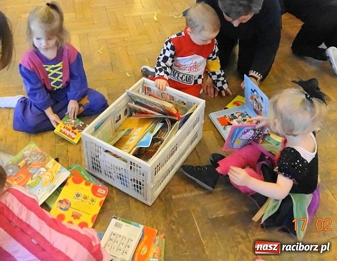 Zdjęcie w galerii na portalu naszraciborz.pl: Fiku-miku z RCK odwiedza przedszkola  wiadomości z regionu
