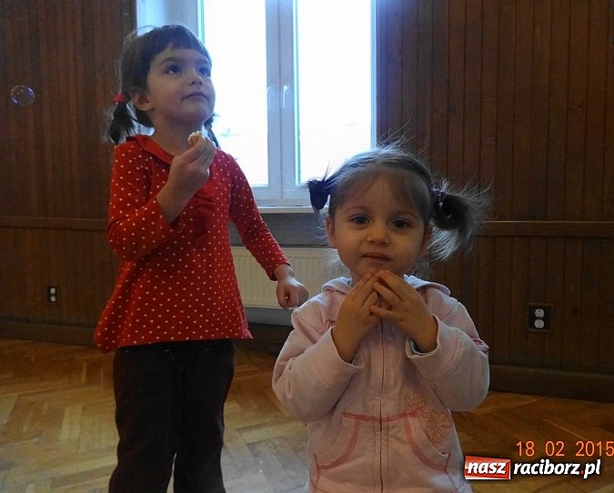 Zdjęcie w galerii na portalu naszraciborz.pl: Fiku-miku z RCK odwiedza przedszkola  wiadomości z regionu