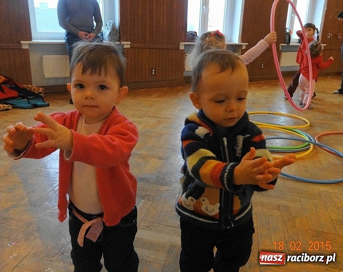 Zdjęcie w galerii na portalu naszraciborz.pl: Fiku-miku z RCK odwiedza przedszkola  wiadomości z regionu