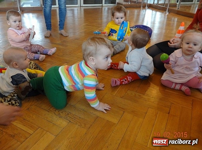 Zdjęcie w galerii na portalu naszraciborz.pl: Fiku-miku z RCK odwiedza przedszkola  wiadomości z regionu