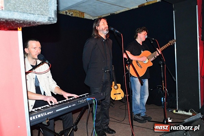 Zdjęcie w galerii na portalu naszraciborz.pl: 50. jubileuszowe rozlanie Herbatki Pana Radka  wiadomości z regionu