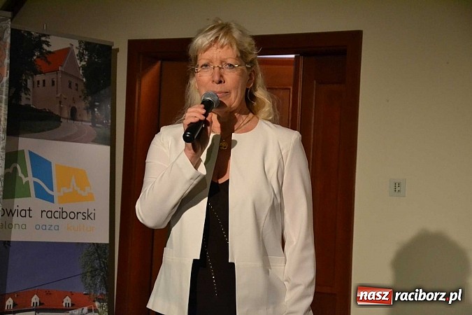 Zdjęcie w galerii na portalu naszraciborz.pl: Trzej tenorzy zaśpiewali na Zamku Piastowskim w Raciborzu wiadomości z regionu