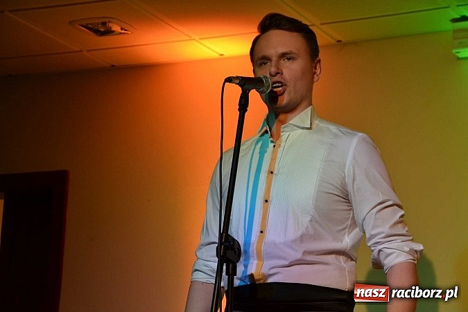 Zdjęcie w galerii na portalu naszraciborz.pl: Trzej tenorzy zaśpiewali na Zamku Piastowskim w Raciborzu wiadomości z regionu