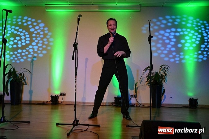 Zdjęcie w galerii na portalu naszraciborz.pl: Trzej tenorzy zaśpiewali na Zamku Piastowskim w Raciborzu wiadomości z regionu