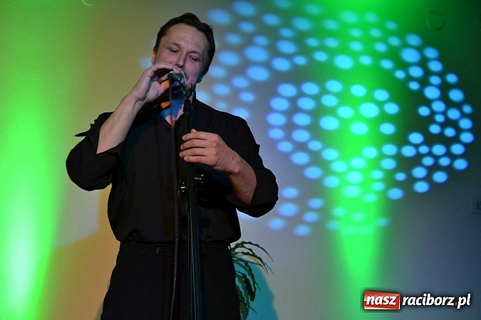 Zdjęcie w galerii na portalu naszraciborz.pl: Trzej tenorzy zaśpiewali na Zamku Piastowskim w Raciborzu wiadomości z regionu