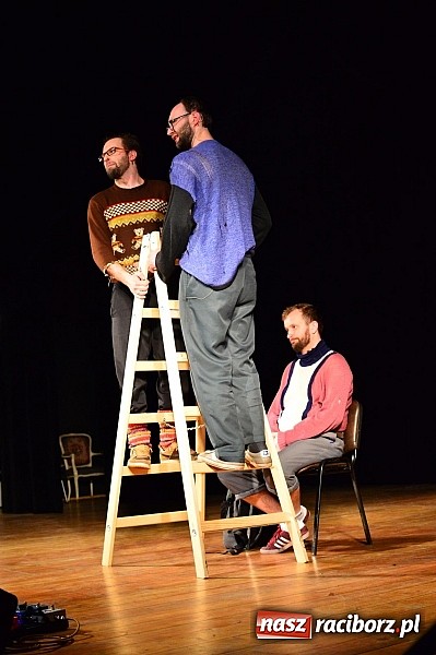 Zdjęcie w galerii na portalu naszraciborz.pl: Łowcy.B rozśmieszali publiczność w Kuźni Raciborskiej wiadomości z regionu