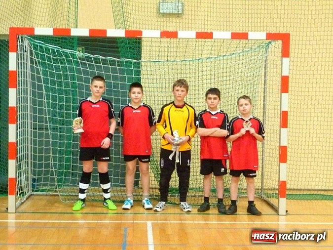 Zdjęcie w galerii na portalu naszraciborz.pl: W Rudniku młodziki walczyli o Puchar Wójta  wiadomości z regionu