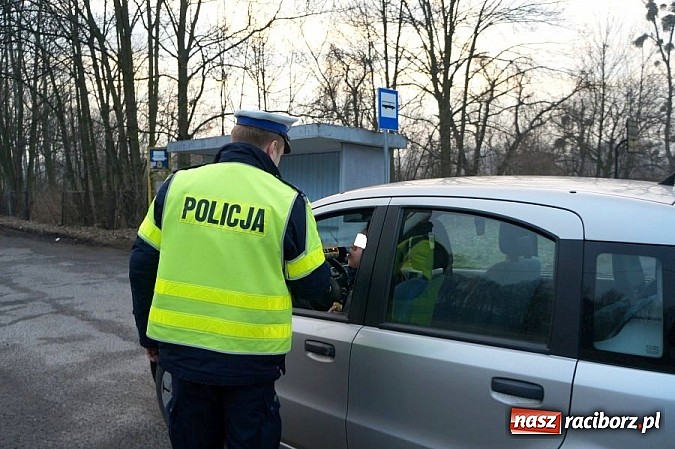 Zdjęcie w galerii na portalu naszraciborz.pl: Policjanci skontrolowali trzeźwość 1724 kierowców. Efekt? wiadomości z regionu