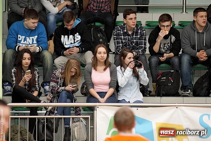Zdjęcie w galerii na portalu naszraciborz.pl: I LO najlepsze w rozgrywkach siatkówki wiadomości z regionu