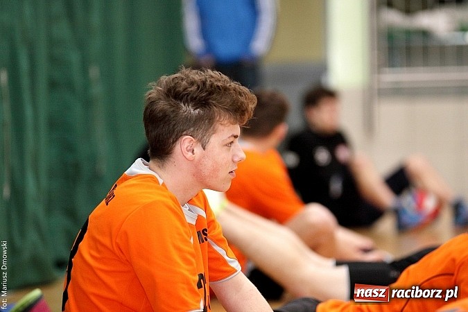 Zdjęcie w galerii na portalu naszraciborz.pl: I LO najlepsze w rozgrywkach siatkówki wiadomości z regionu